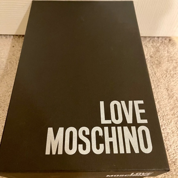 Love Moschino strapped black and gold sandals - Picture 4 of 12